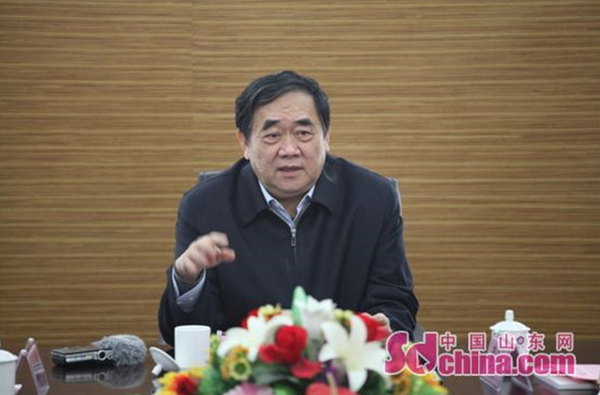 圣泉集团生物质石墨烯/聚酯纤维(内暖绒)通过中国工程院专家组验收