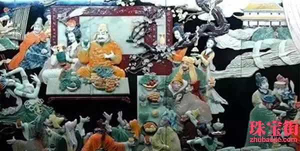 用料30吨玉石，雕成重达10吨的丝绸之路PK清明上河图