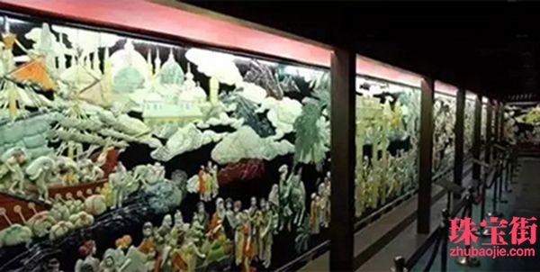 用料30吨玉石，雕成重达10吨的丝绸之路PK清明上河图