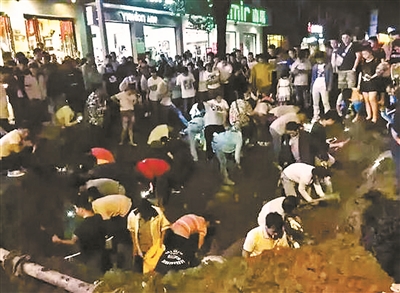 腾冲旧城改造上演全民挖玉