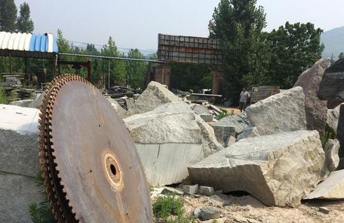 山东济南取缔61家石材加工厂，7月底前全部关停