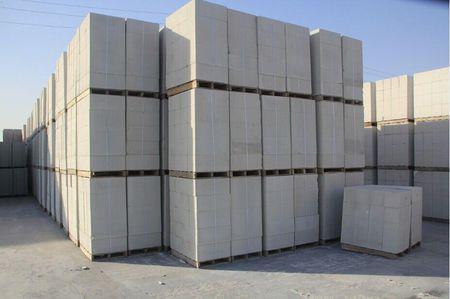 石膏在墙体材料中的应用及其与装配式建筑的关系
