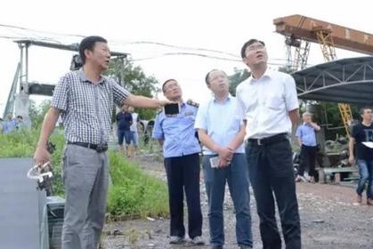 环保、安监等部门联合督查:江西修水县关停取缔21家无证石材加工厂