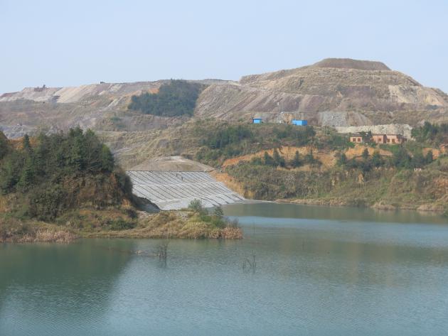 矿业采选一体化厂区建设节地模式