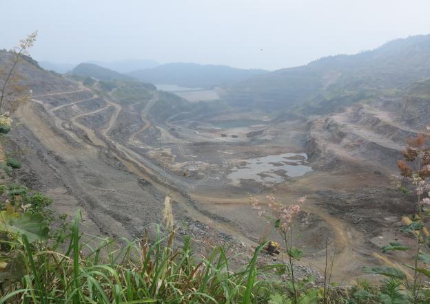 矿业采选一体化厂区建设节地模式