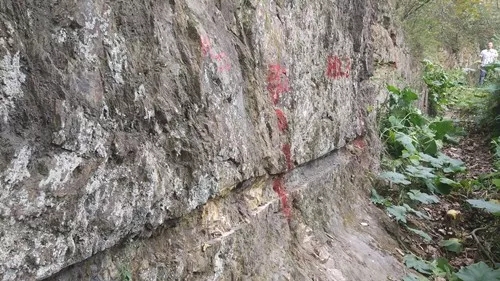 河南 淅川 石墨矿