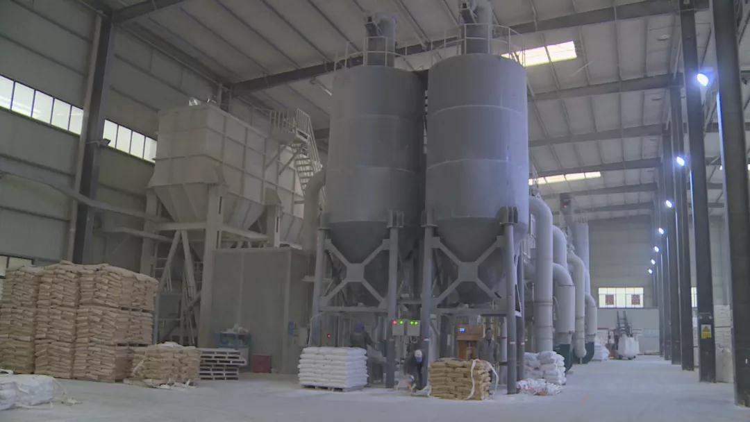 湖北长阳坐拥1000万吨碳酸钙资源，这样拉长产业链