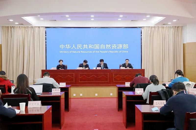 我国十年找矿突破战略行动成果丰硕,矿产勘查开发重心向西部转移