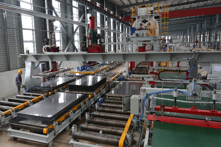 以石英砂尾矿为原料，中材宜昌高端硅酸钙基板三四线投产