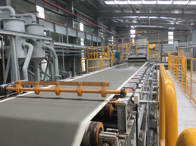 以石英砂尾矿为原料，中材宜昌高端硅酸钙基板三四线投产