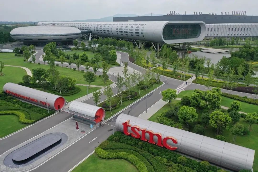 美国能在芯片上卡中国脖子多久?荷兰工程师给出答案