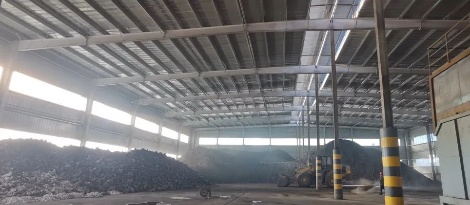 内蒙古鄂尔多斯年产10万吨高岭土深加工项目顺利投产 　　 　　 　　
