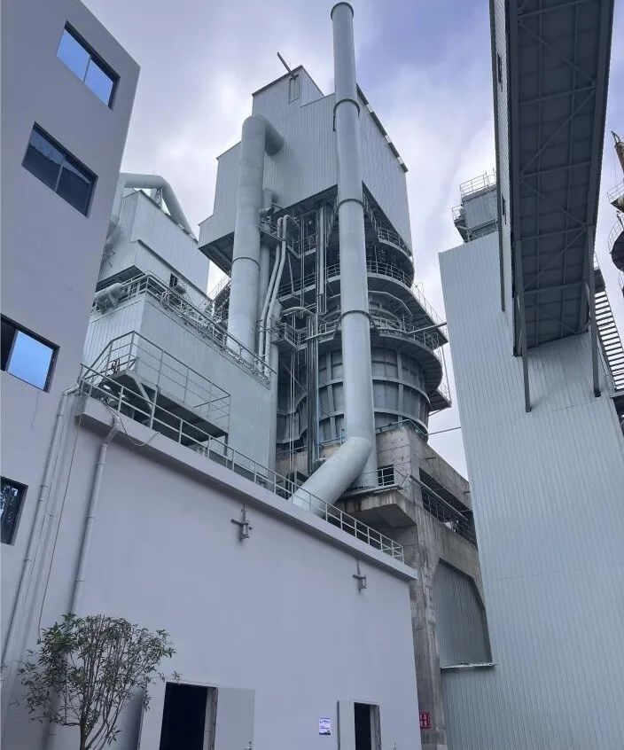 【资讯】贵州港利新民新材料年产40万吨氧化钙、10万吨氢氧化钙项目投产 　　
