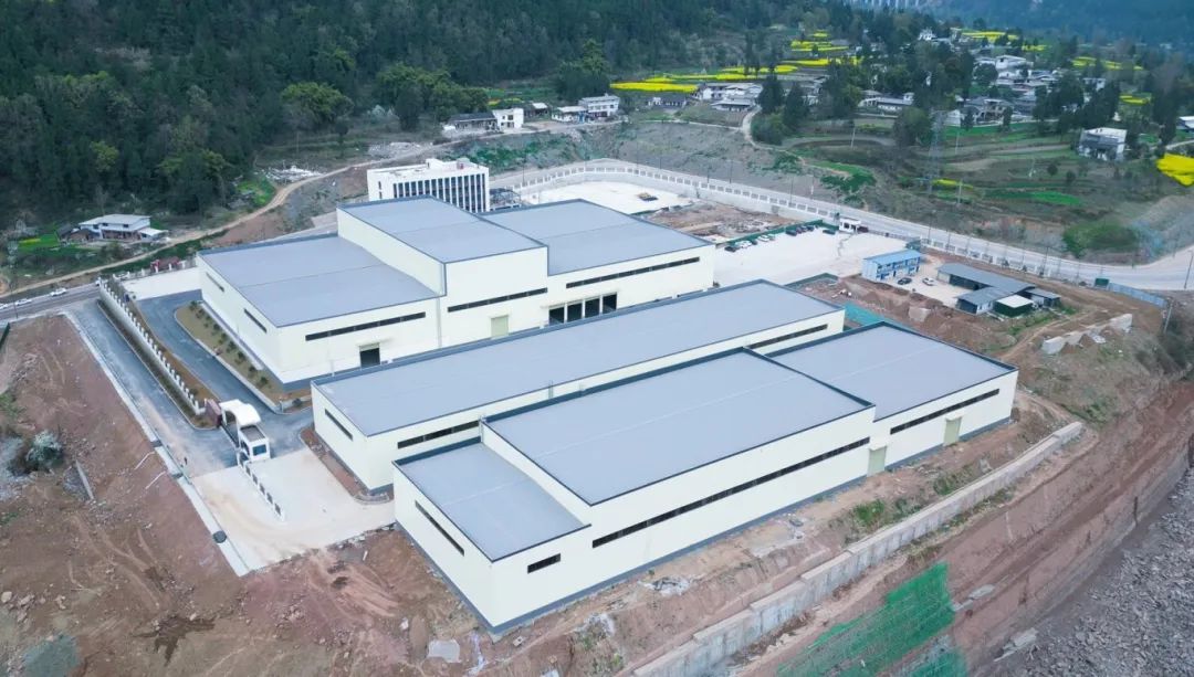 四川40万吨超微细碳酸钙粉体材料项目投产 　　 　　