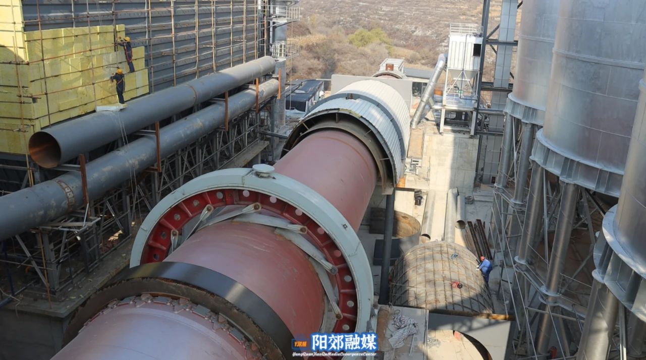 山西20万吨氧化钙生产线点火成功 　　