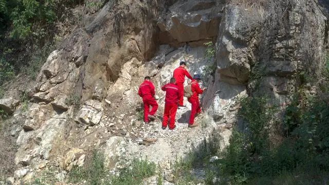 豫地科技集团：稳定量产4N7级高纯石英砂