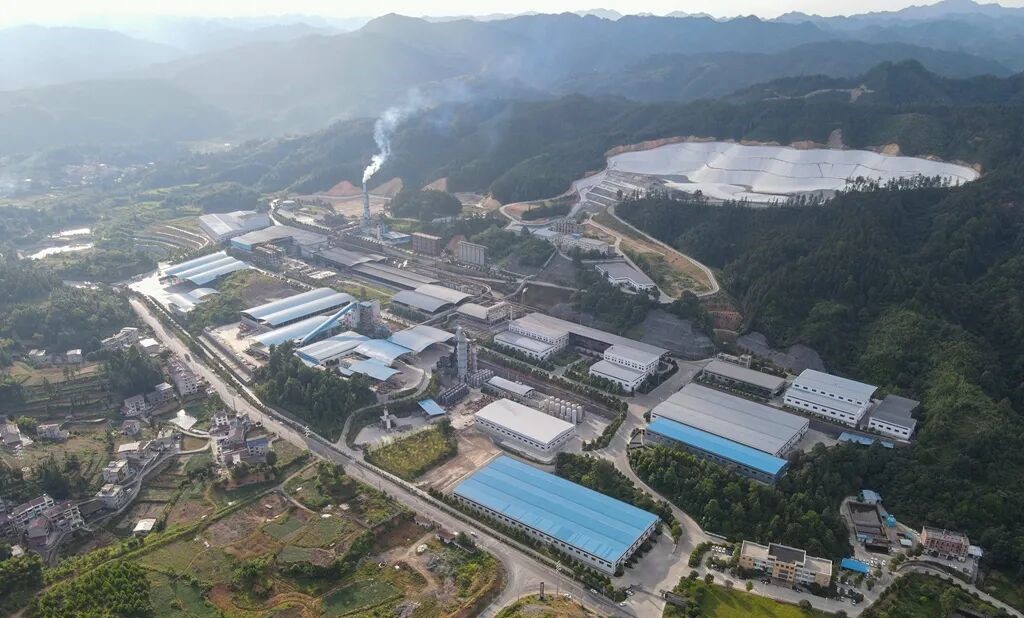 贵州天柱县：重晶石产业年产值超9亿元