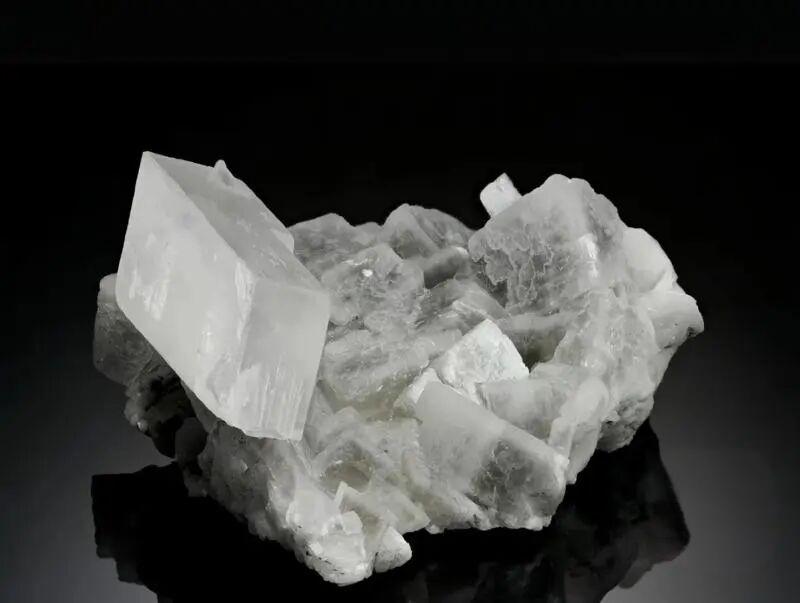 四川南江白云石综合利用项目签约  