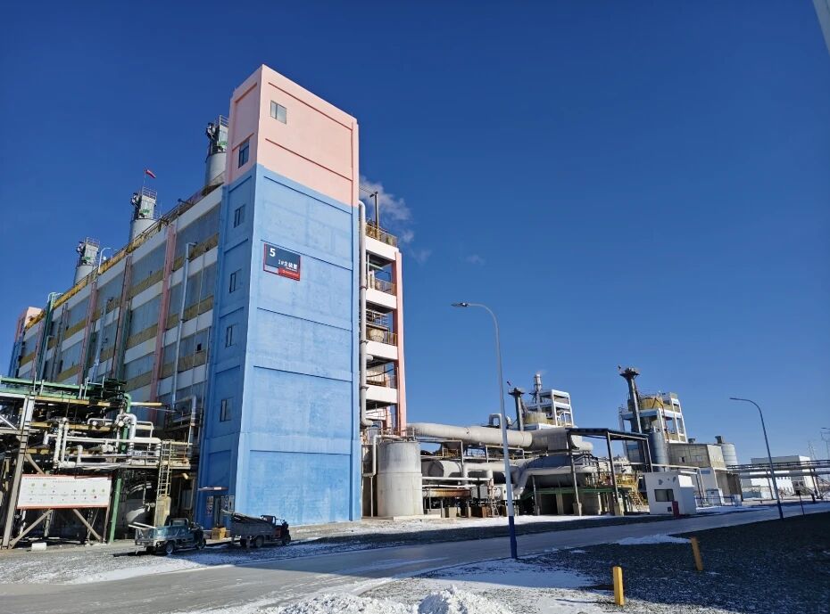 包头市白云鄂博：百亿级氟材料产业集群加速成型  