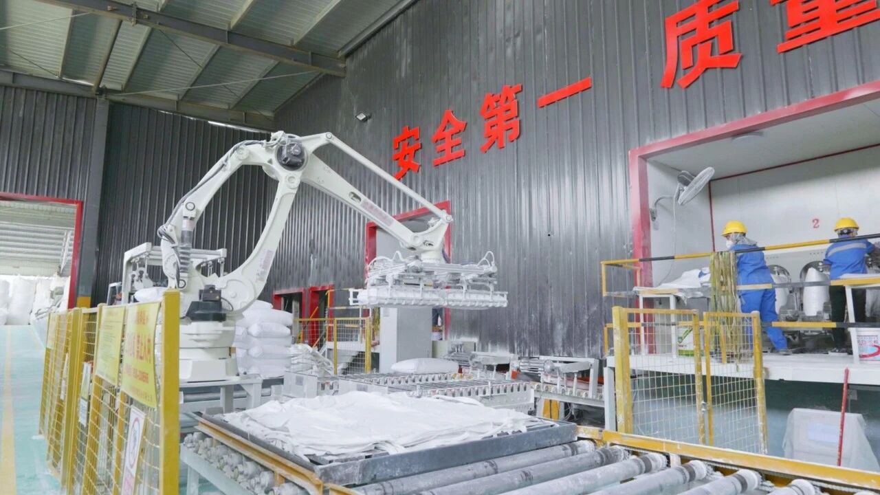 钙基新材料产值超100亿元，广西来宾怎么做到的？  